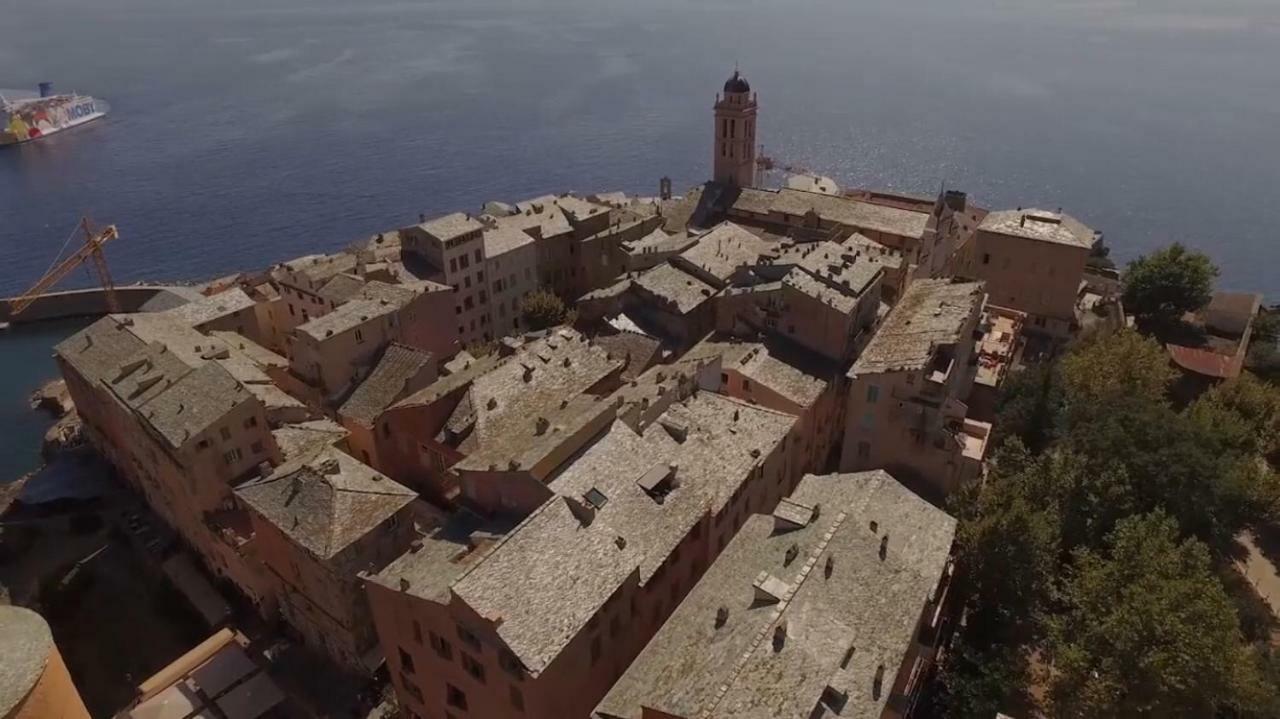 La Casa Di Sbiri Au Coeur De La Citadelle Apartment Bastia  Luaran gambar